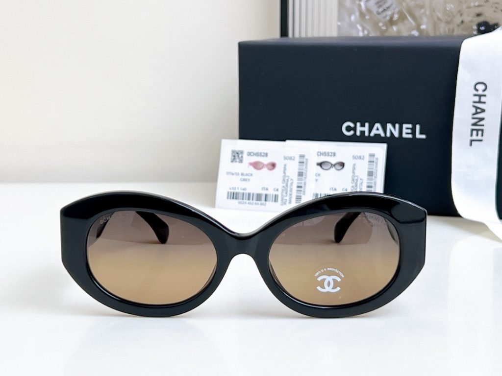 Chanel Sunglasses MODEL：CH5528