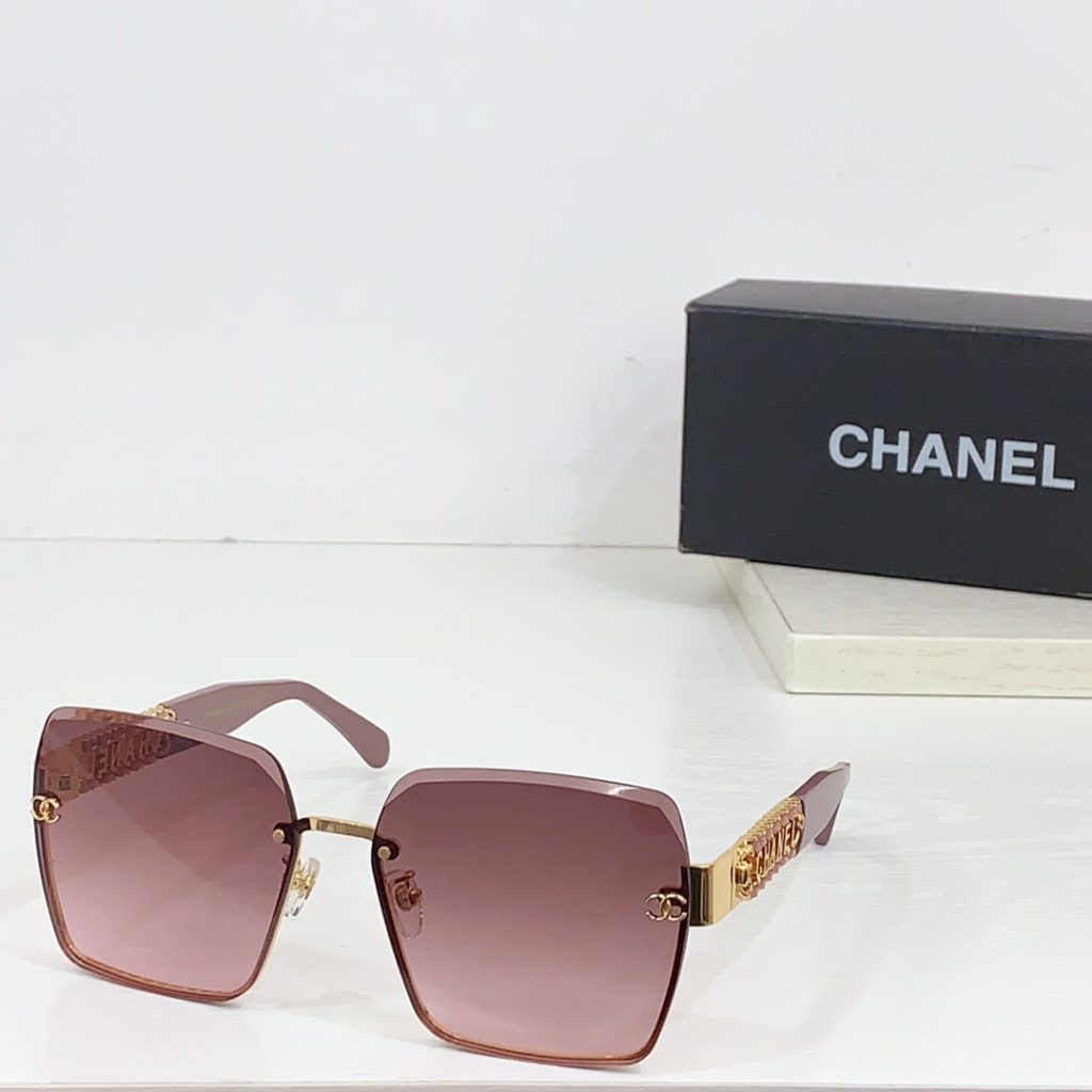 Chanel Sunglasses MODEL：CH8041