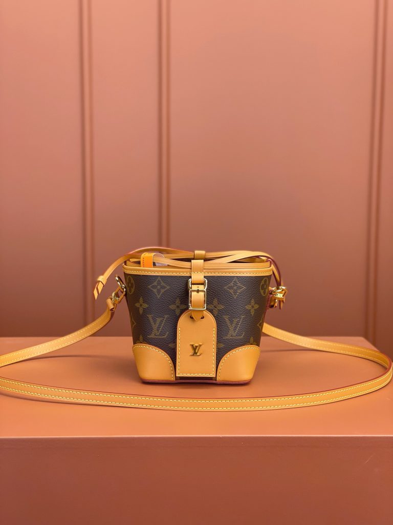 Louis Vuitton NOÉ Purse Handbag