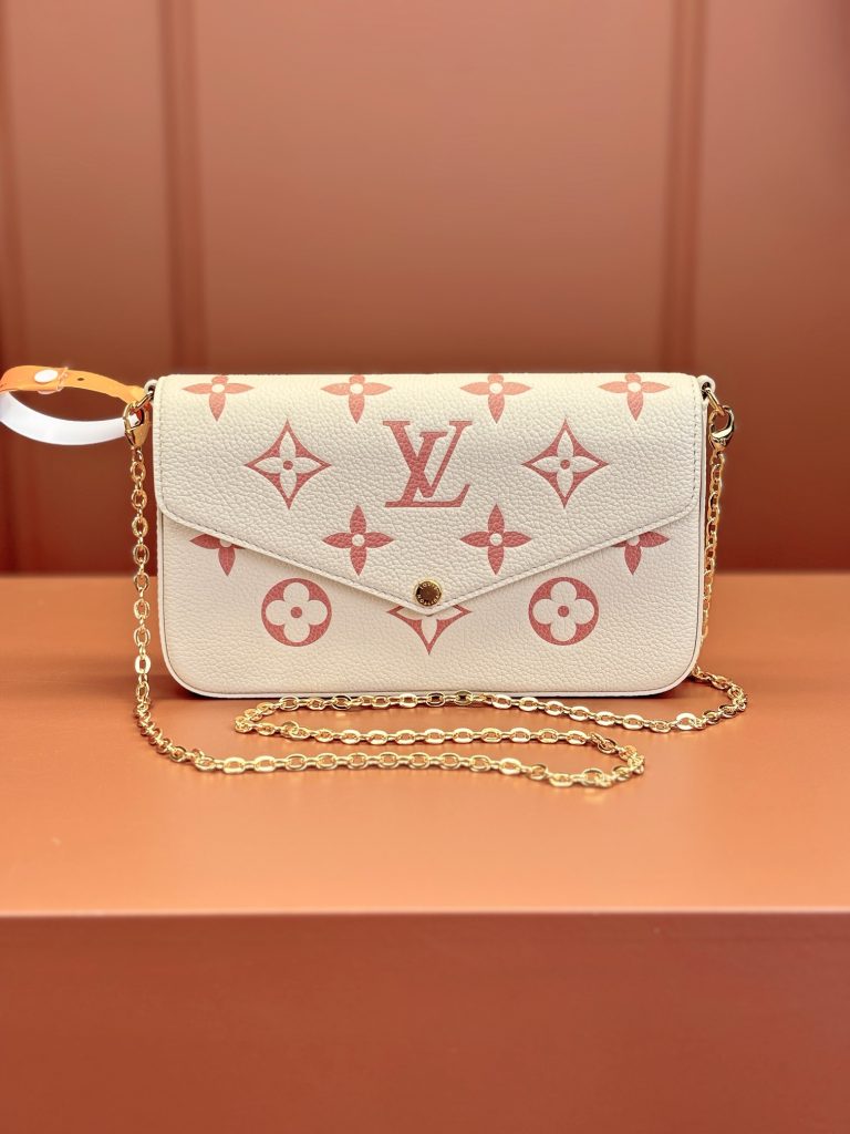 Louis Vuitton POCHETTE FÉLICIE Chain Bag (White)