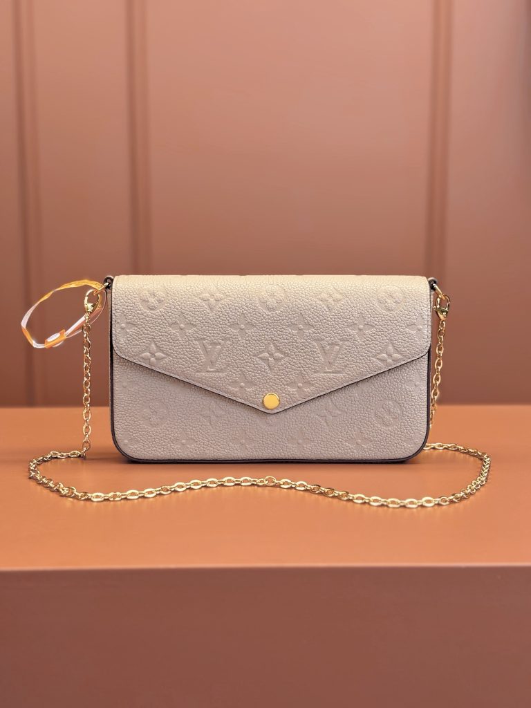 Louis Vuitton POCHETTE FÉLICIE Chain Bag (Beige)