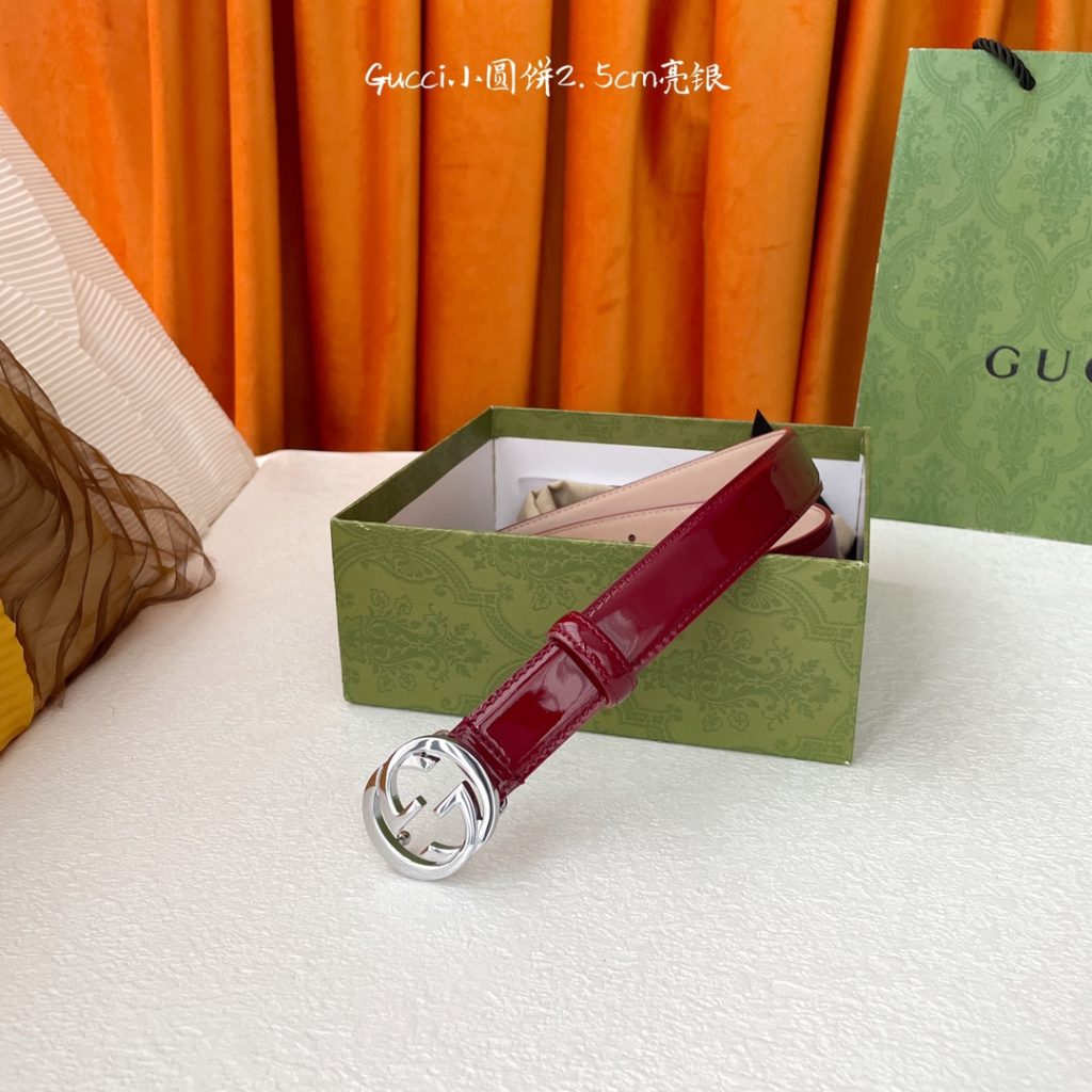 GUCCI New Horizontal Strap, Double G Buckle, 4.0cm