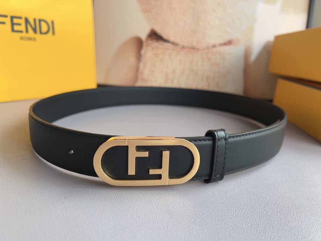 Fendi Women’s 3.0cm Leather Belt with Signature Logo Metal Buckle