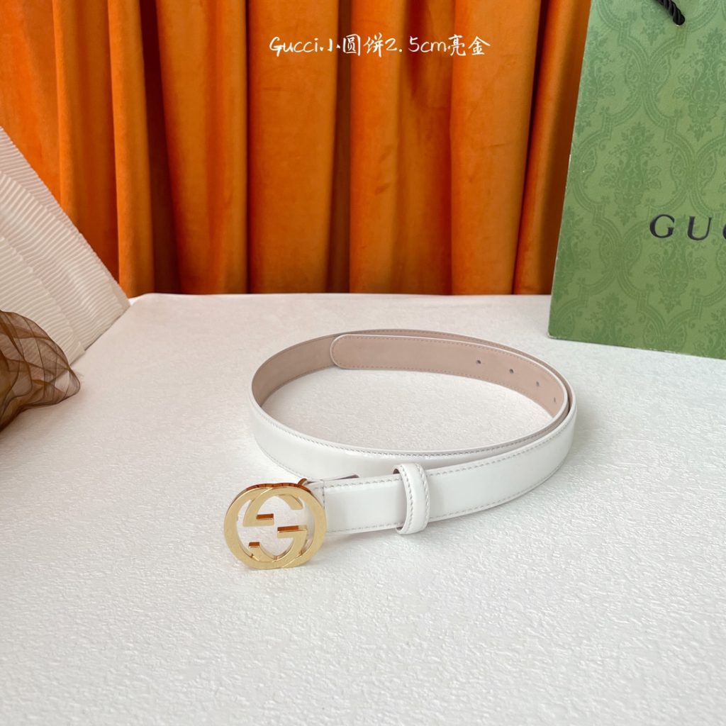 GUCCI New Horizontal Strap, Double G Buckle, 4.0cm