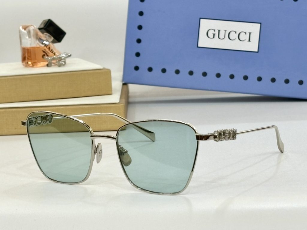 Gucci Sunglasses MODEL：GG1851O