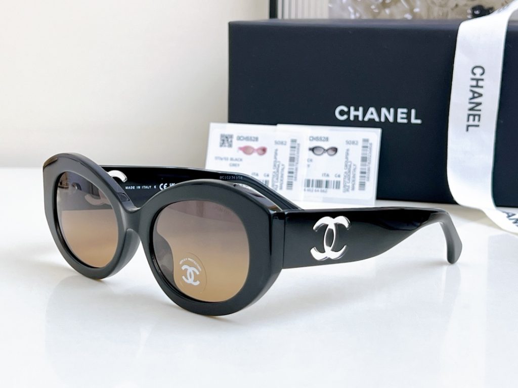 Chanel Sunglasses MODEL：CH5528