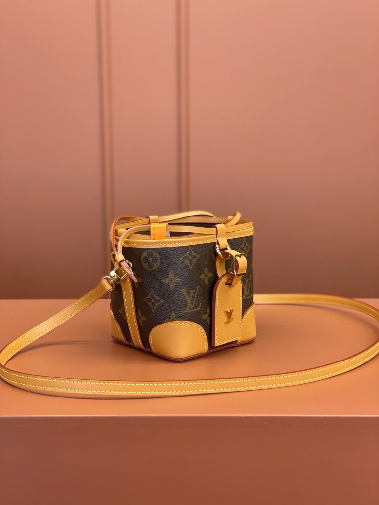 Louis Vuitton NOÉ Purse Handbag