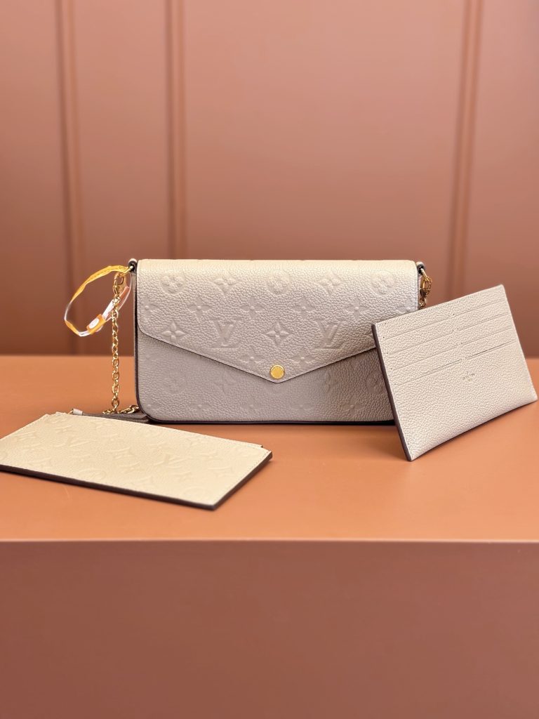 Louis Vuitton POCHETTE FÉLICIE Chain Bag (Beige)