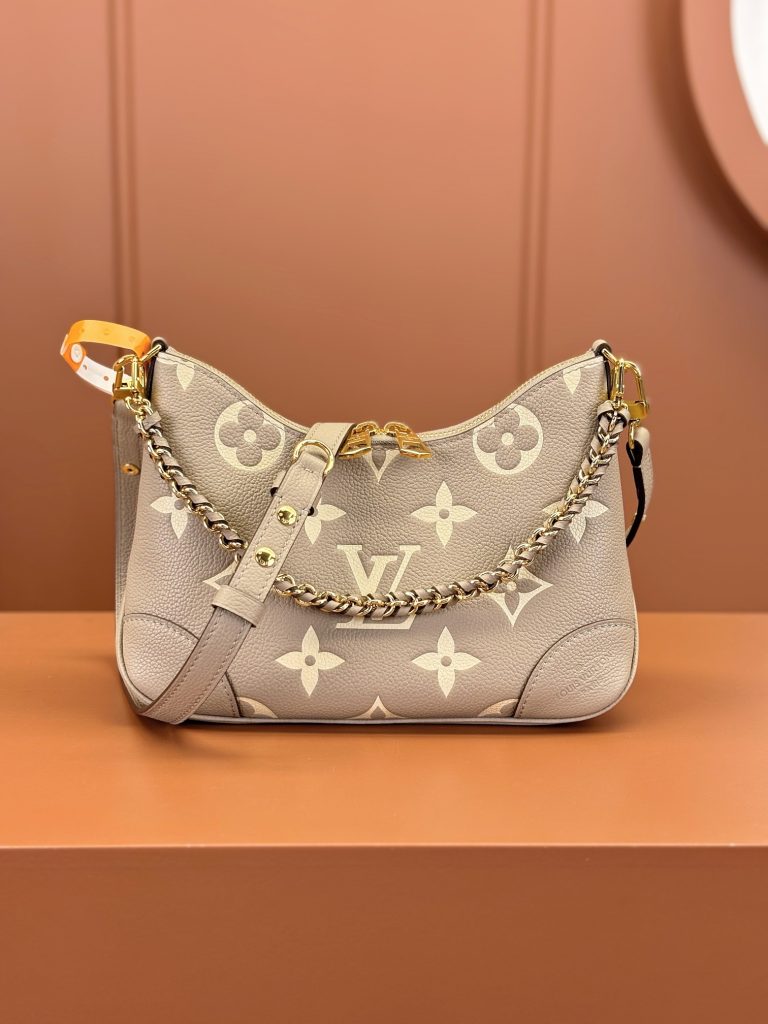 Louis Vuitton BOULOGNE Handbag (Elephant Gray)