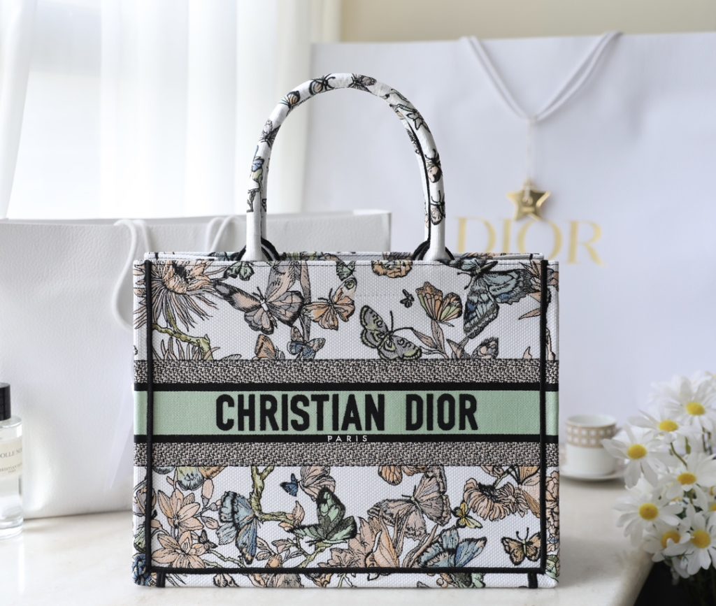 Dior Tote – Herbarium Embroidery