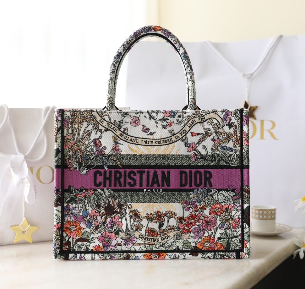 Dior Book Tote – 4 Saisons Automne Soleil