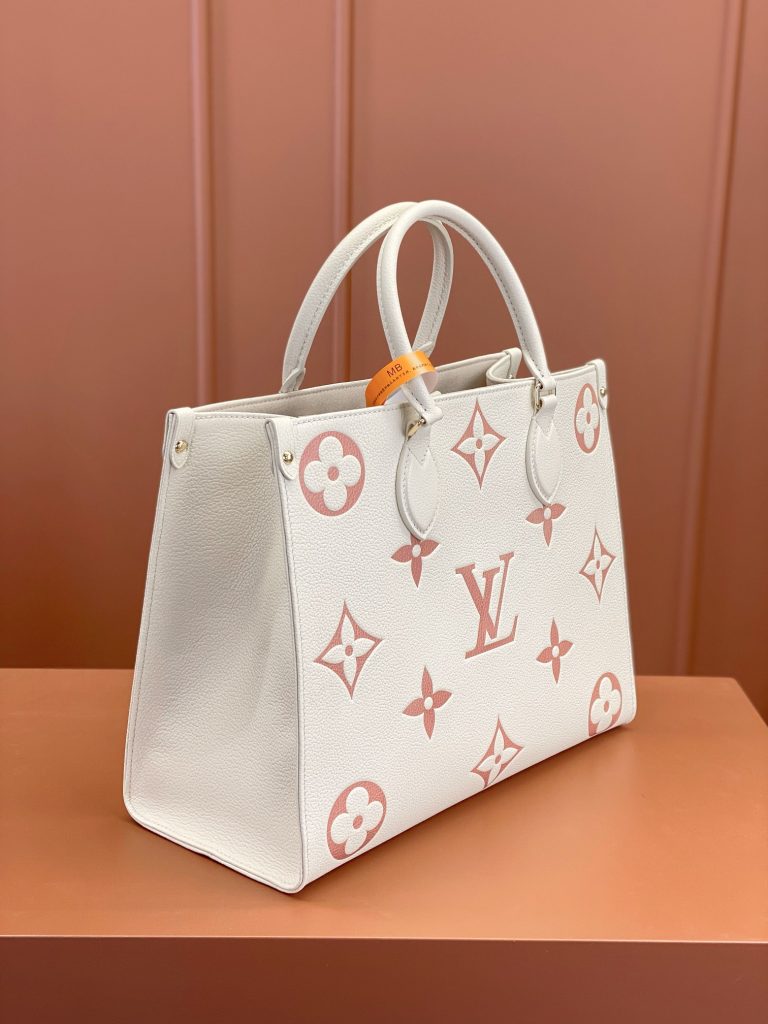 Louis Vuitton ONTHEGO Medium Tote Bag