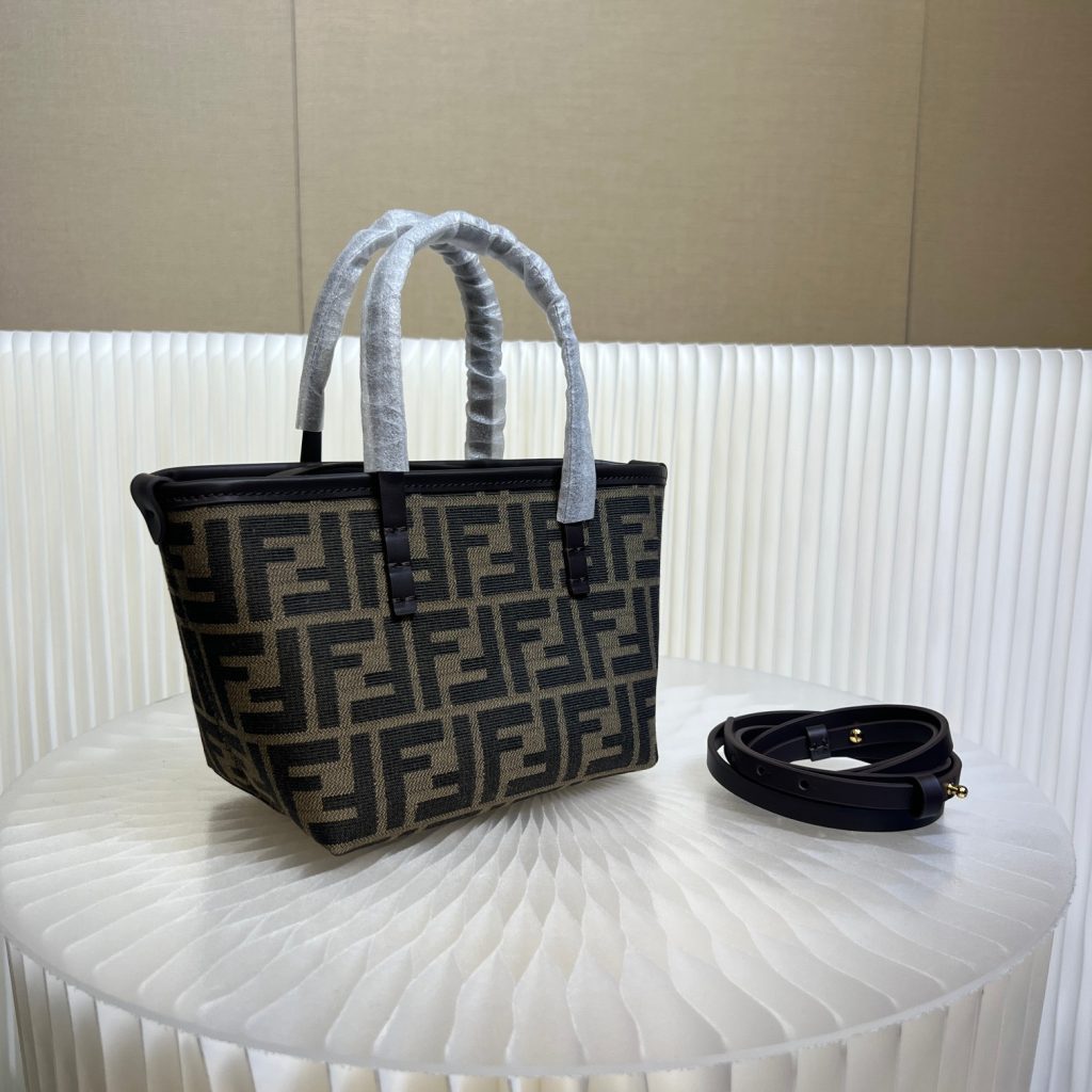 Fendi Classic Monogram Roll Mini Basket coffee brown