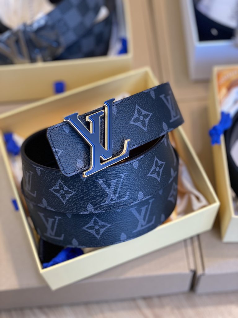 LV Men’s Double-Sided Monogram Belt