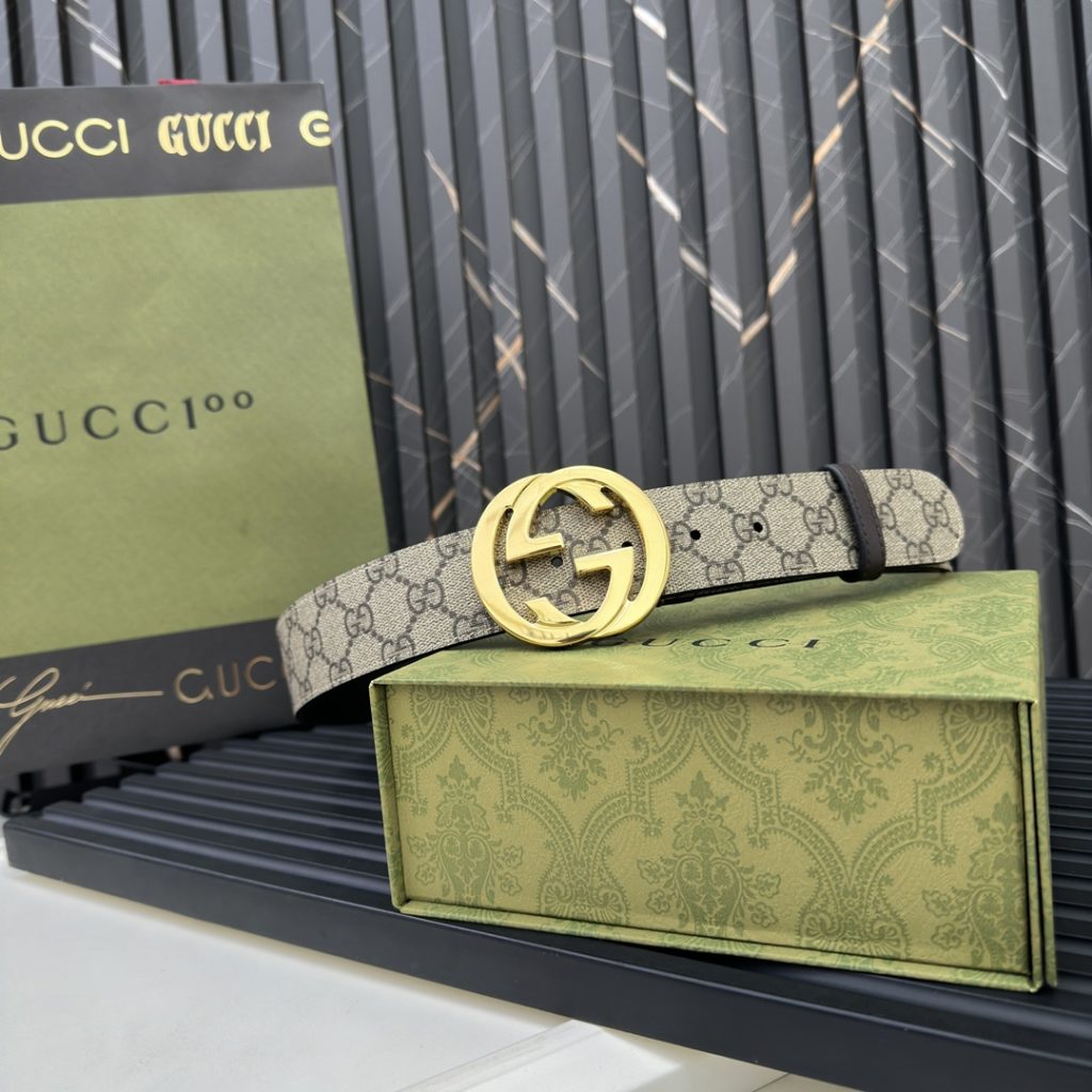 GUCCI New Horizontal Strap, Double G Buckle, 4.0cm