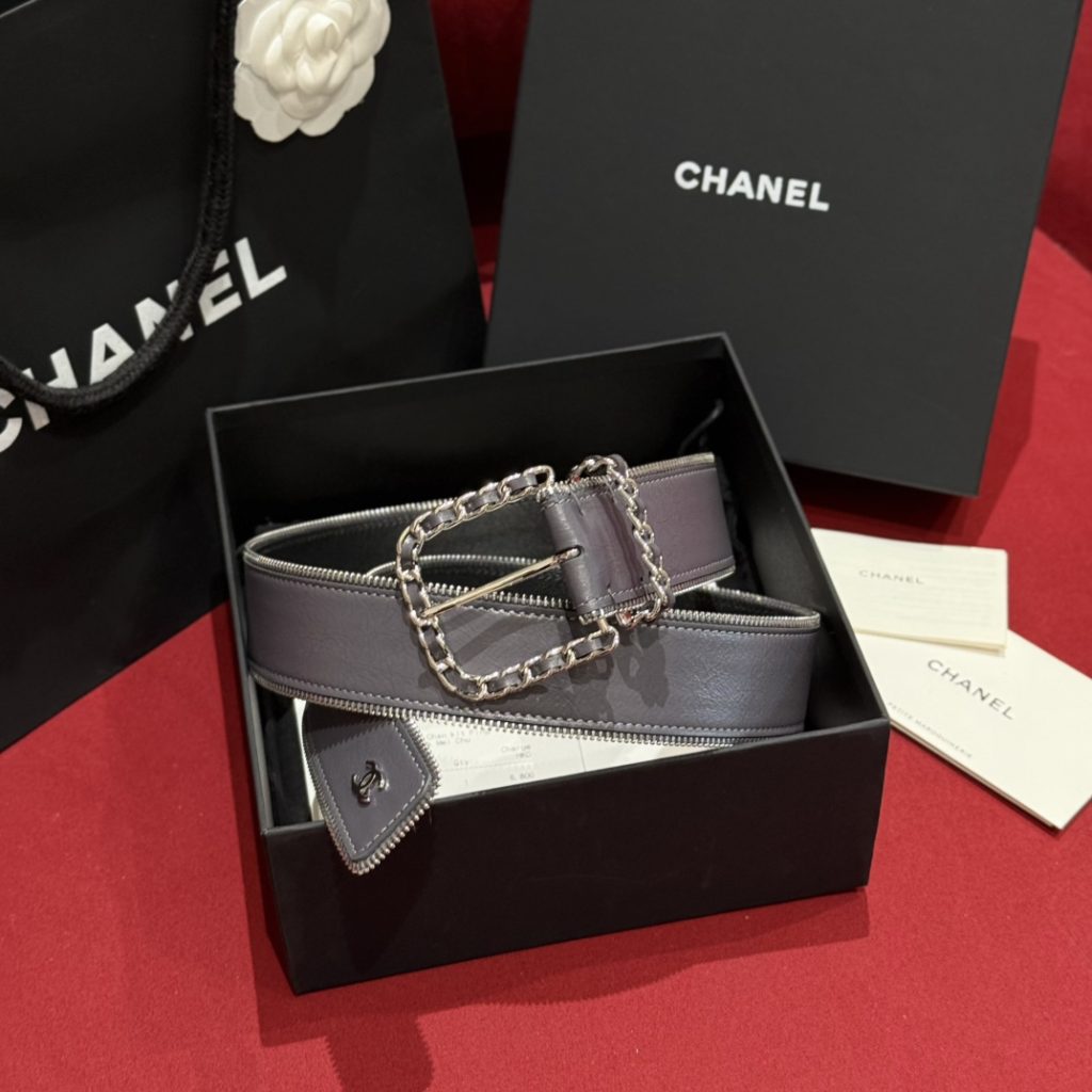 Chanel New Women’s Belt – Reversible Zipper Belt in Premium Leather