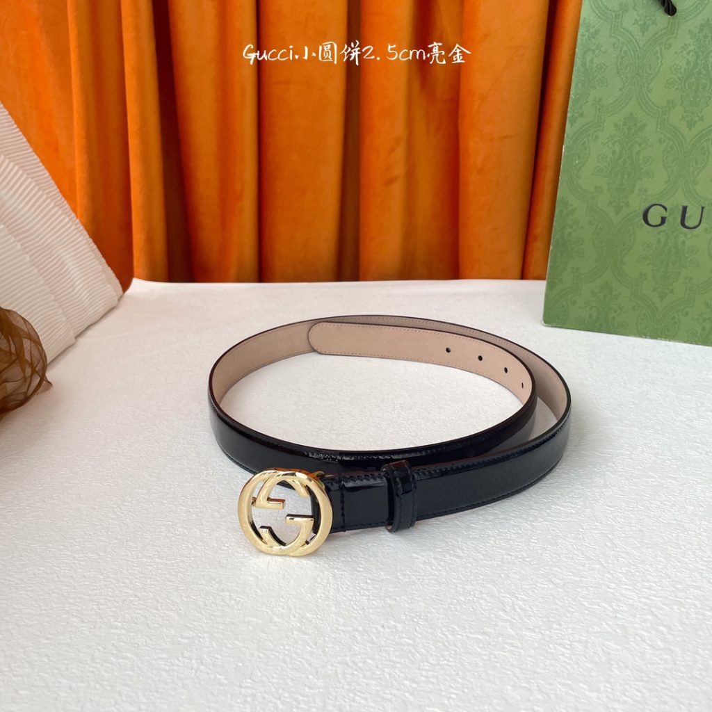 GUCCI New Horizontal Strap, Double G Buckle, 4.0cm