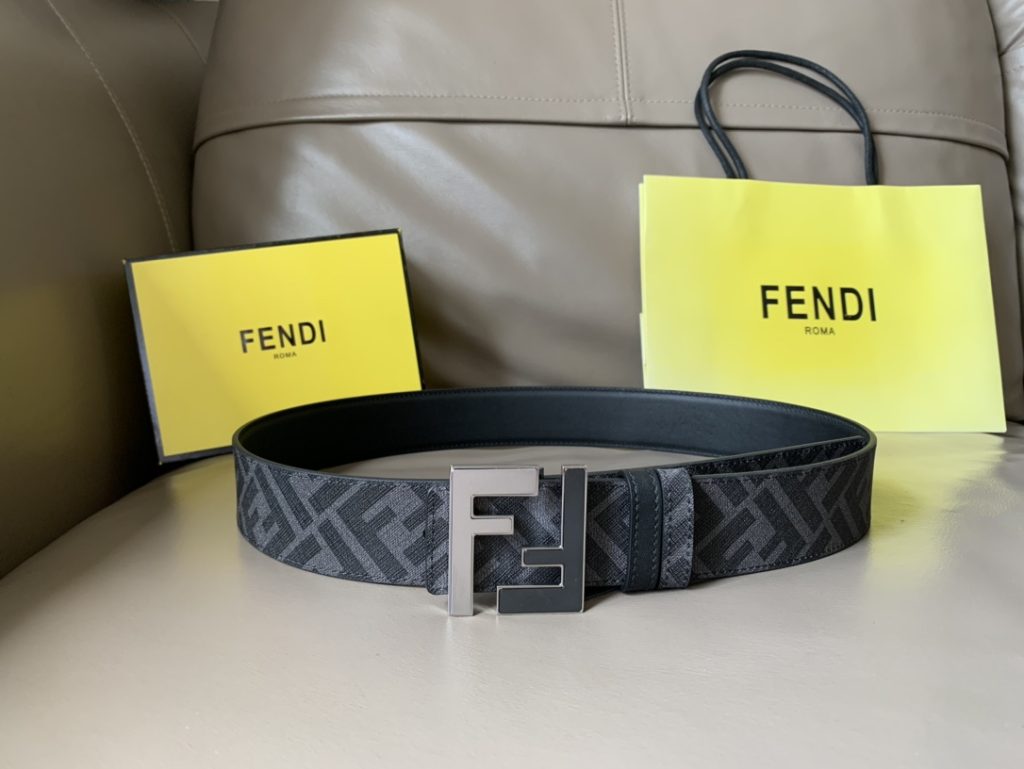 Fendi 4.0cm Belt – Classic Canvas with Top-Grain Calfskin