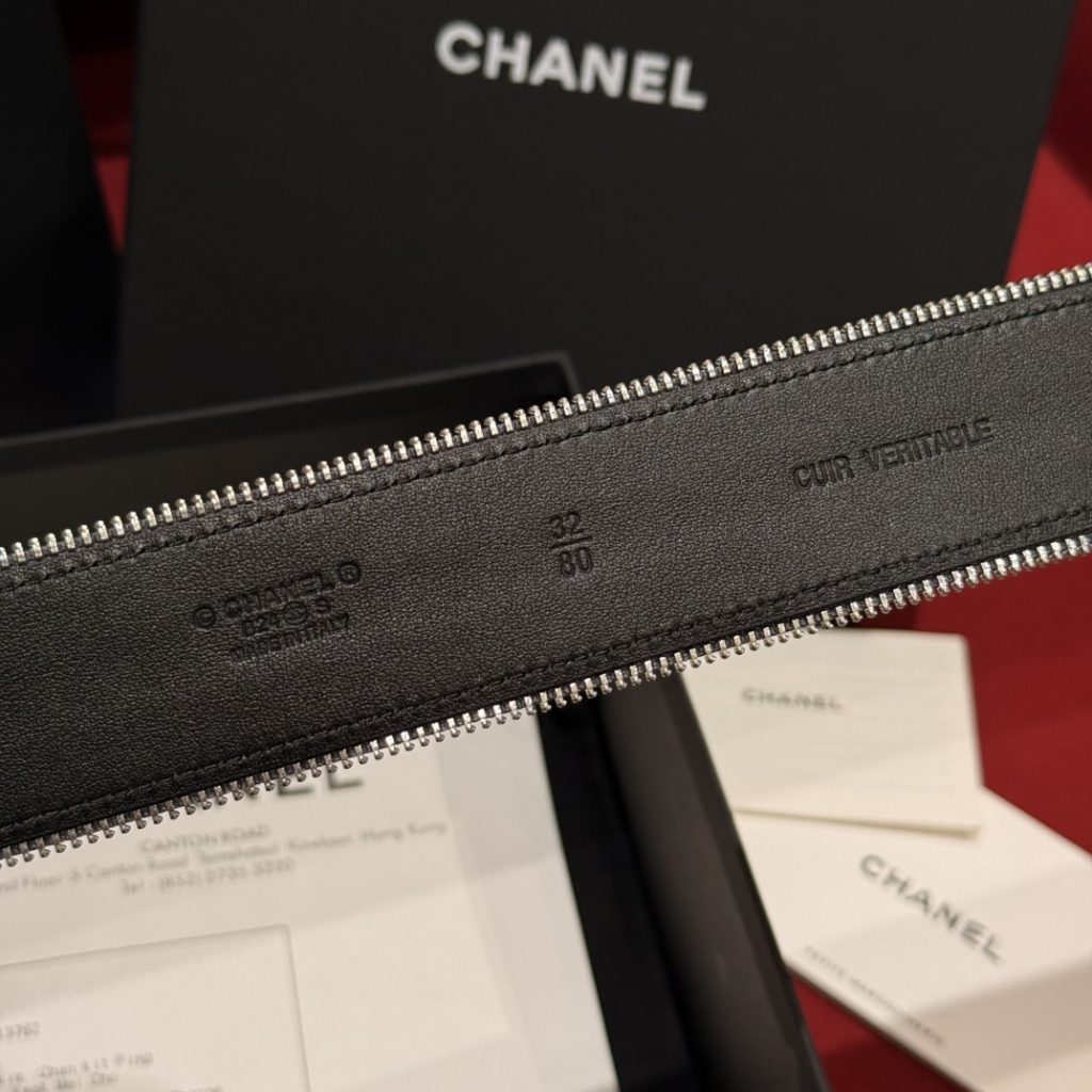 Chanel New Women’s Belt – Reversible Zipper Belt in Premium Leather