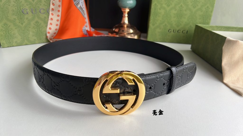 GUCCI New Horizontal Strap, Double G Buckle, 4.0cm