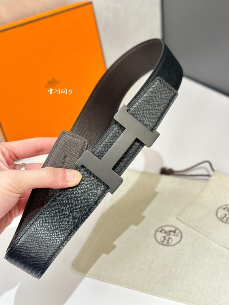 Hermès New Women’s Belt with Palladium-Plated Metal Buckle, Double-Sided Swift & Epsom Calf Leather Strap