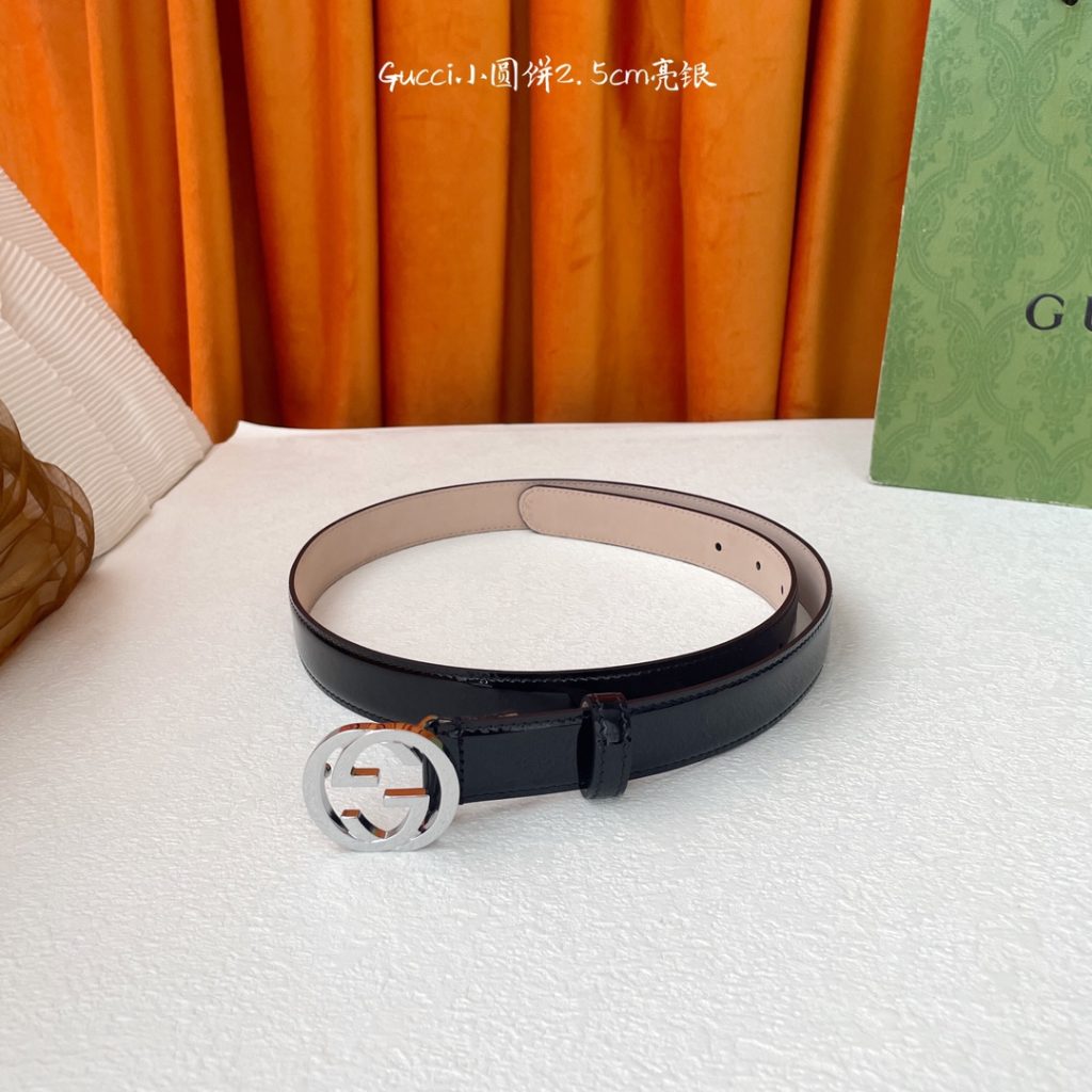 GUCCI New Horizontal Strap, Double G Buckle, 4.0cm