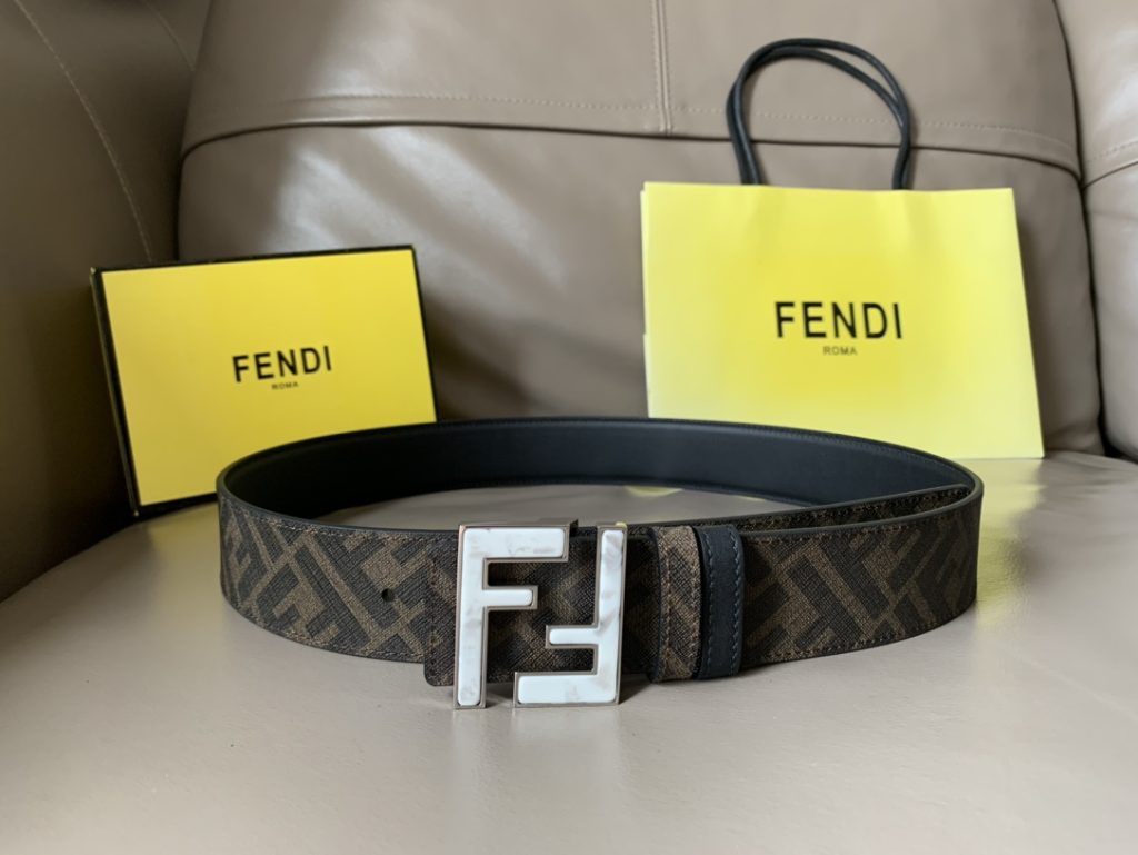 Fendi 4.0cm Belt – Classic Canvas with Top-Grain Calfskin