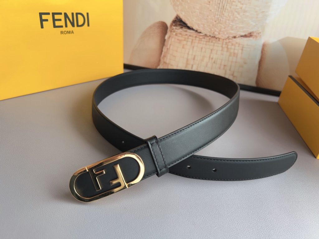 Fendi Women’s 3.0cm Leather Belt with Signature Logo Metal Buckle