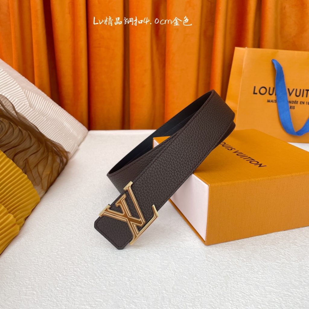 Louis Vuitton Reversible Calfskin Leather – Elegant & Versatile Design