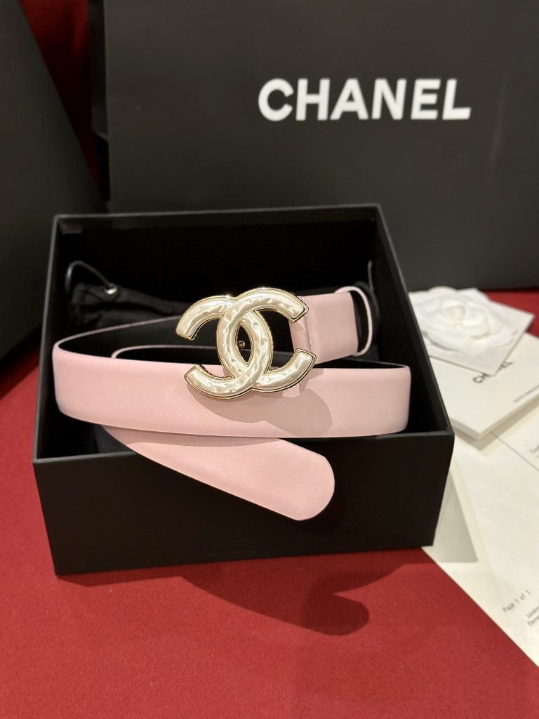 Chanel Women’s Fashion Tail Logo Edition