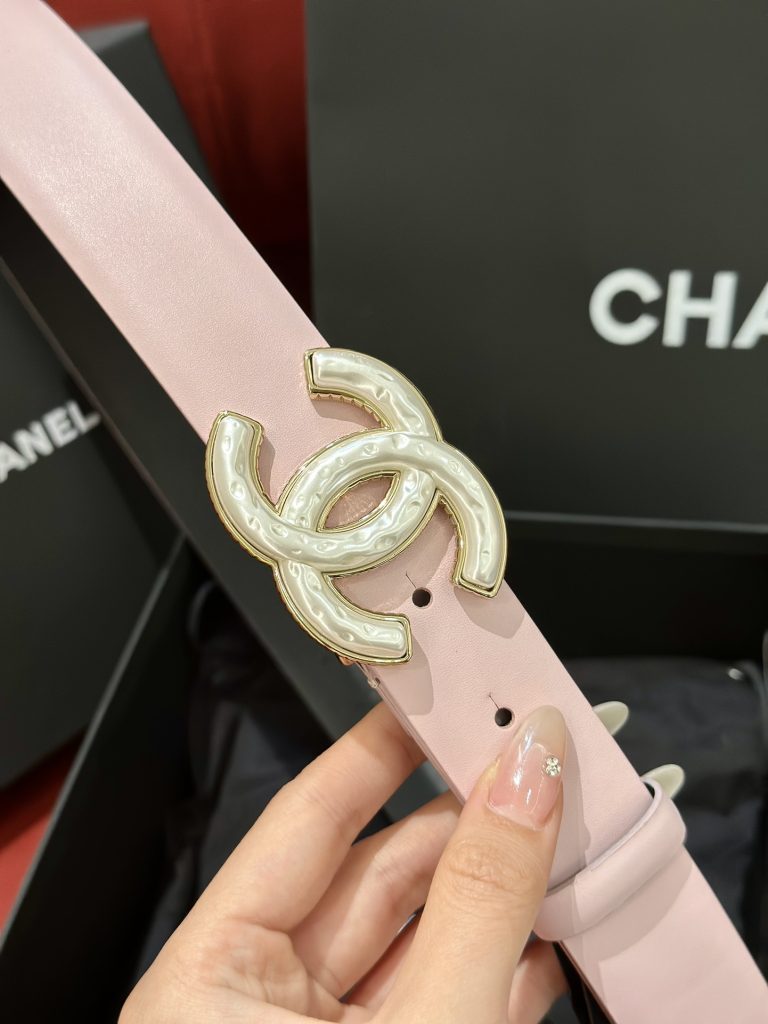 Chanel Women’s Fashion Tail Logo Edition