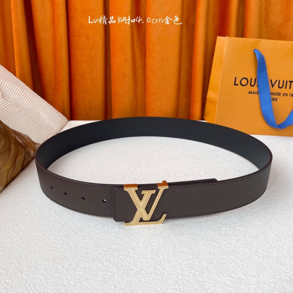 Louis Vuitton Reversible Calfskin Leather – Elegant & Versatile Design