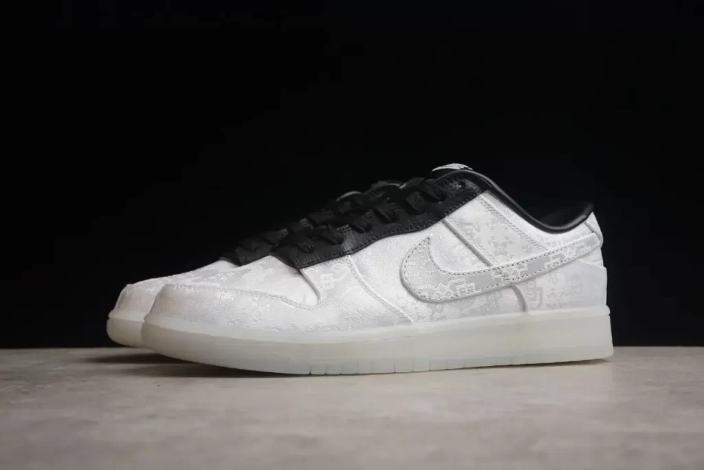 Nike FN0315-110 CLOT × Fragment × Nike Dunk Low White Black