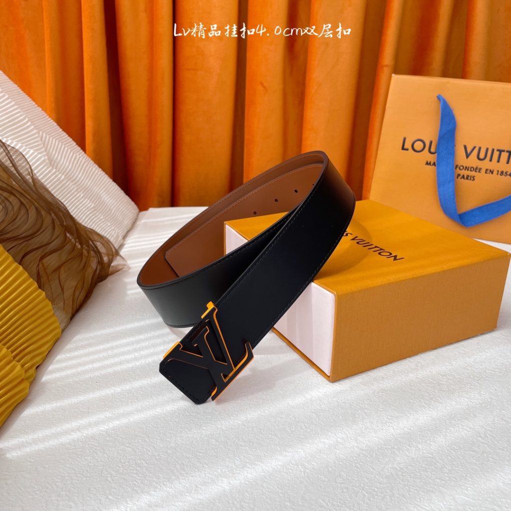 Louis Vuitton Reversible Calfskin Leather – Elegant & Versatile Design