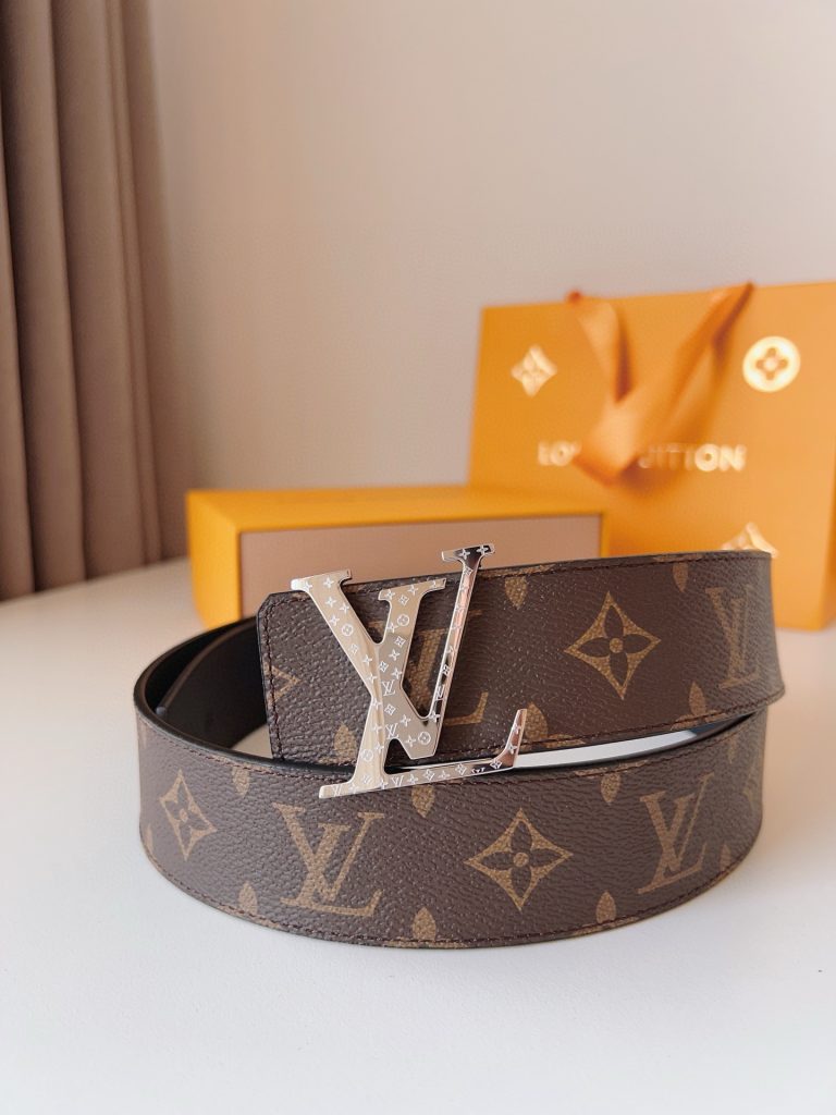 Classic LV Men’s Double-Sided Monogram Belt