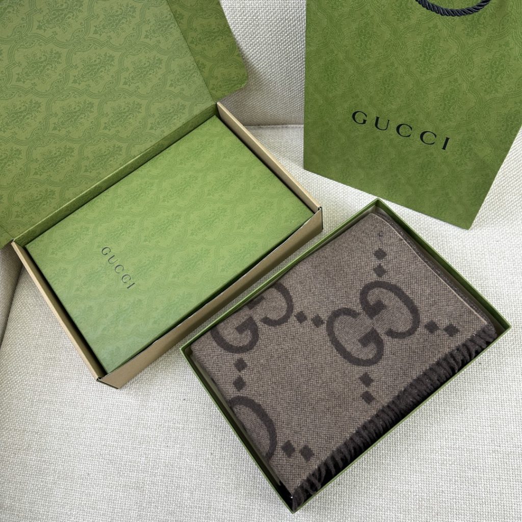 Gucci Jacquard shawl scarf, 200*45cm, 100% cashmere, gray.