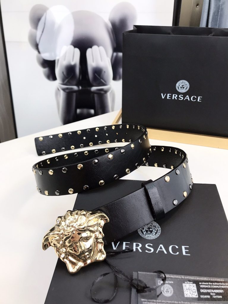 VERSACE 4.0cm Leather Belt with Iconic Medusa Buckle