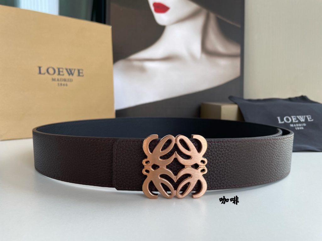 LOEWE Belt – 40mm Stainless Steel Logo Buckle