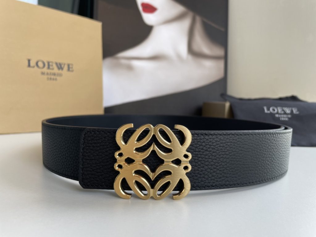 LOEWE Belt – 40mm Stainless Steel Logo Buckle