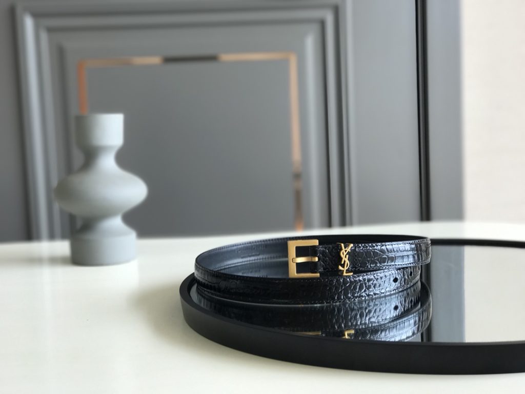 Saint Laurent Women’s Belt – 2.0cm