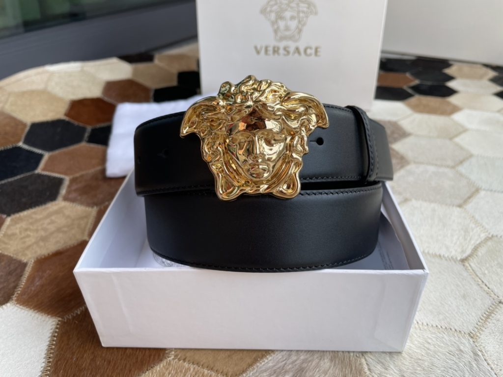 VERSACE Men’s Black Leather Belt with Gold Medusa Buckle, 3.8cm