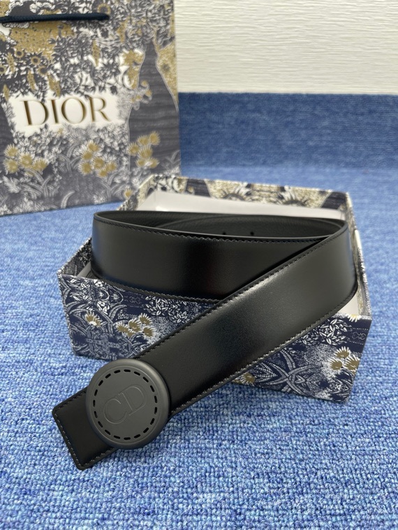 Dior 30 Montaigne Belt – Reversible Design