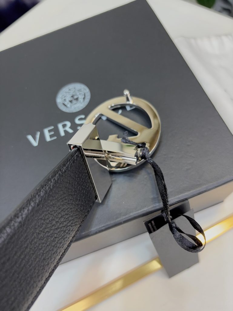 Versace Reversible Belt – 4.0 cm Wide with Medusa V-Buckle