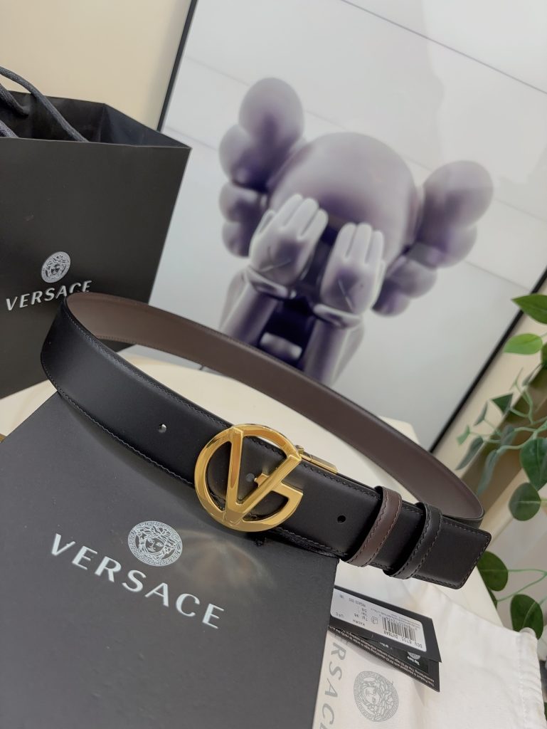 Versace Reversible Belt – 4.0 cm Wide with Medusa V-Buckle