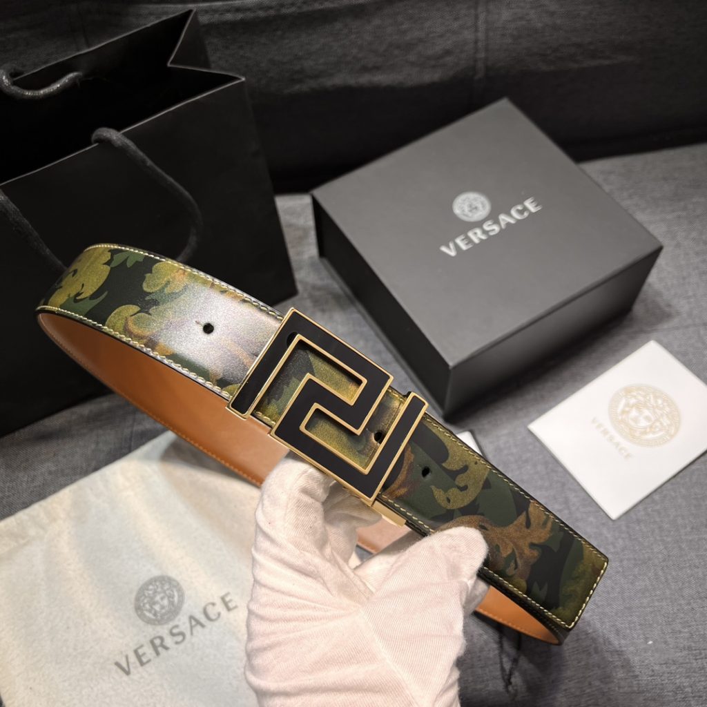 Versace Belt – 4.0 cm Wide, 3D Medusa Buckle with Barocco Print