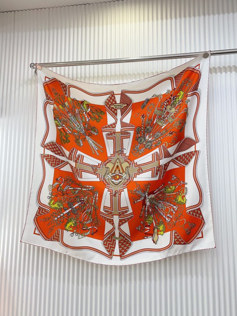 Hermès new silk scarf