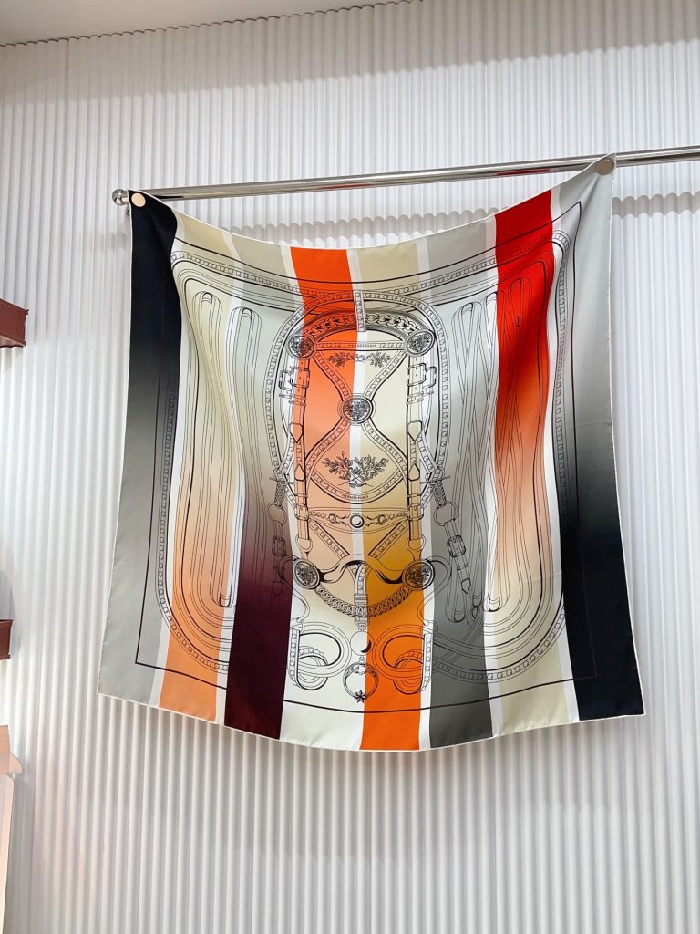 Hermès new silk scarf