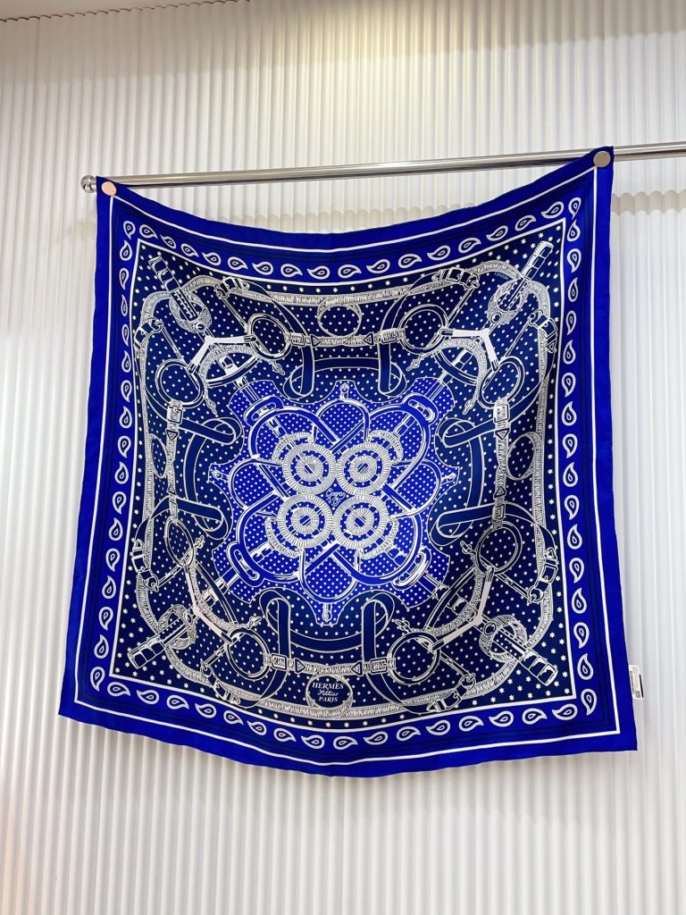 Hermès new silk scarf