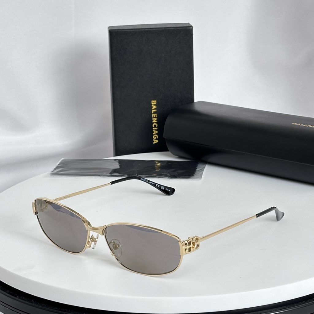 Balenciaga Sunglasses MODEL：BB0336S