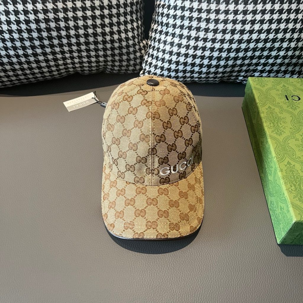 Gucci latest baseball cap